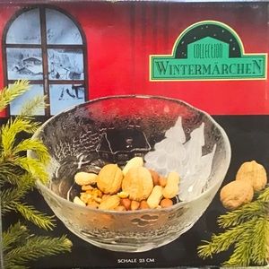 Etched glass Christmas themed serving bowl